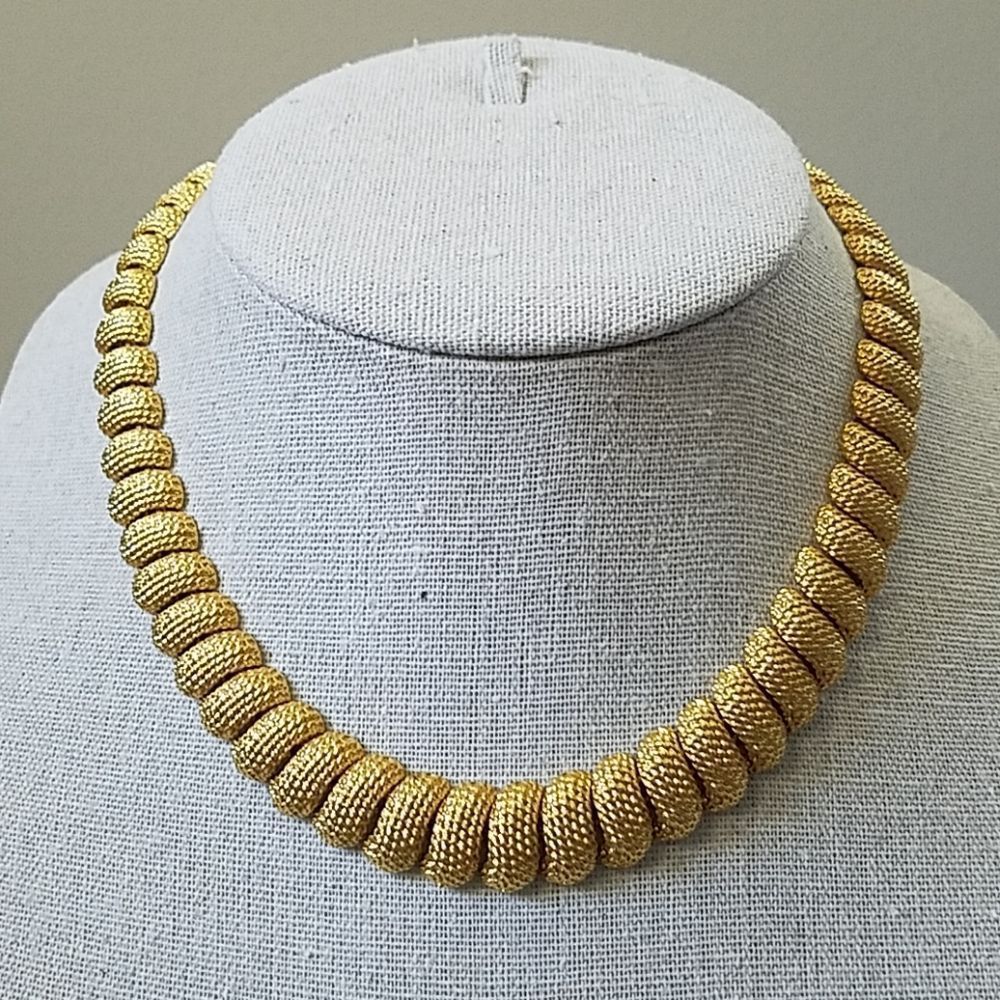Vintage Napier gold toned necklace
